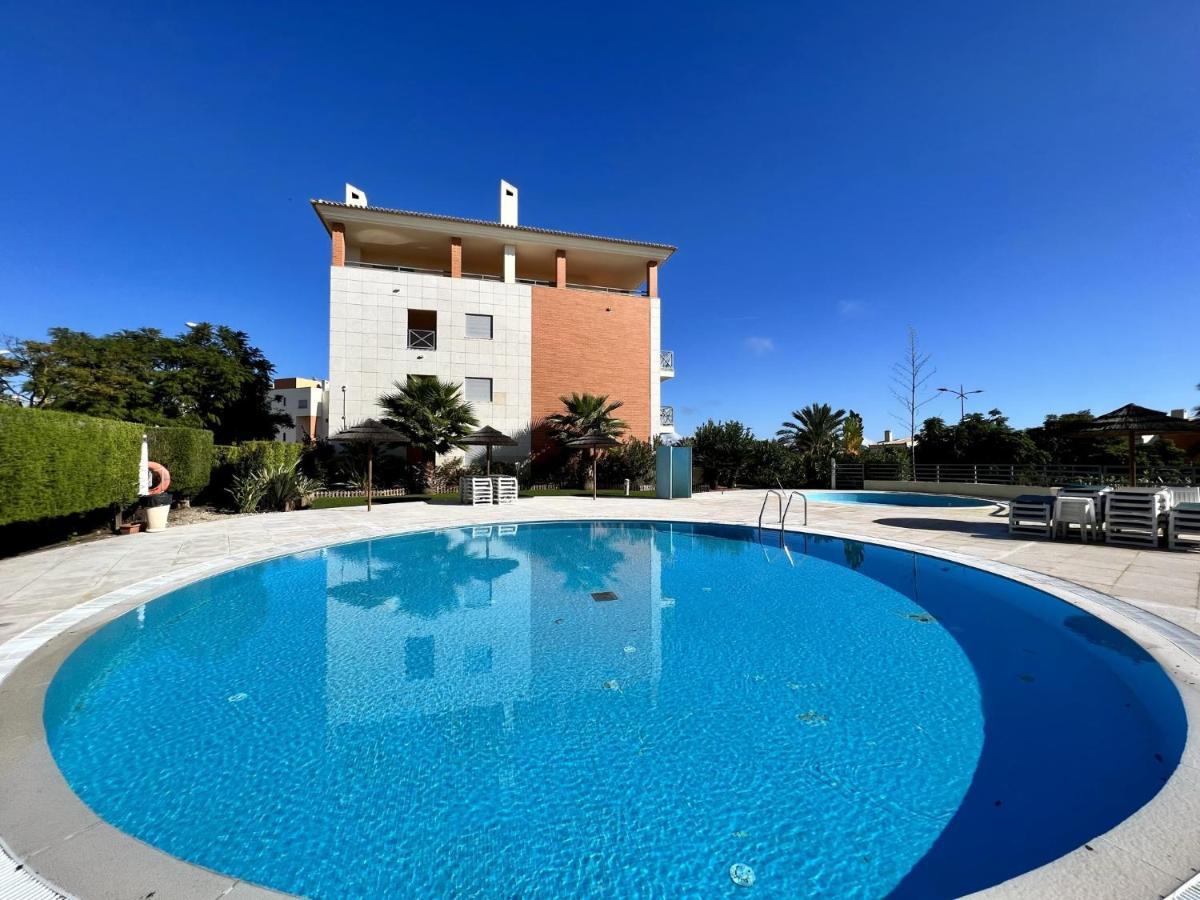 Апартаменты Albufeira Modern 4 With Pool By Homing Экстерьер фото